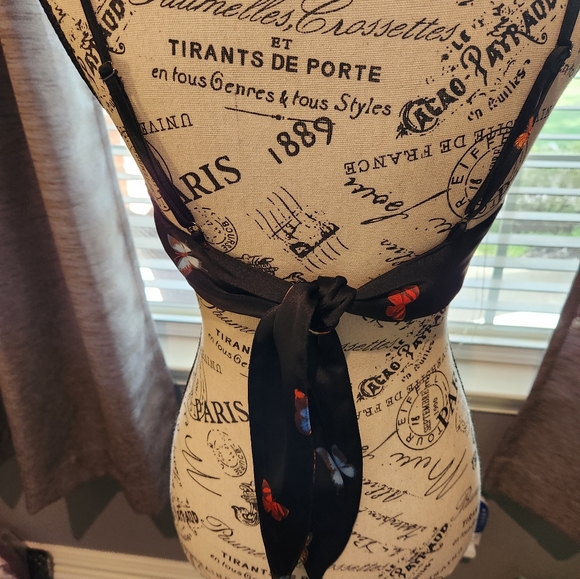 🦋 Forever 21, women's crop top. - Picture 6 of 9